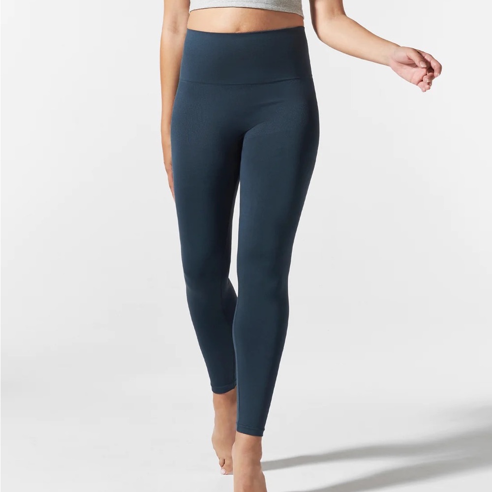 Blanqi Everyday Hipster Support Leggings